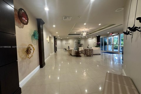 Apartamento en alquiler en Hollywood, Florida, 2 dormitorios, 167.22 m2 № 2091319 - foto 9