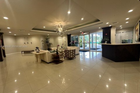 Apartamento en alquiler en Hollywood, Florida, 2 dormitorios, 167.22 m2 № 2091319 - foto 8