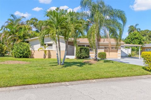 Casa en Clearwater, Florida 3 dormitorios, 137.31 m2 № 2379155