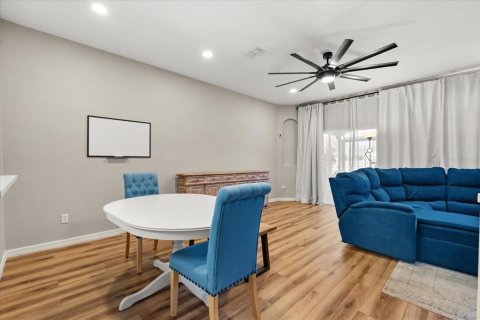 Townhouse in Davenport, Florida 3 bedrooms, 135.36 sq.m. № 1576667 - photo 15