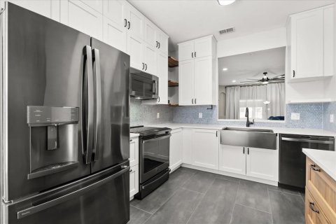 Townhouse in Davenport, Florida 3 bedrooms, 135.36 sq.m. № 1576667 - photo 7