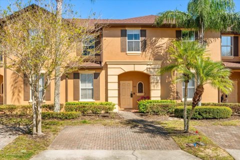 Townhouse in Davenport, Florida 3 bedrooms, 135.36 sq.m. № 1576667 - photo 1
