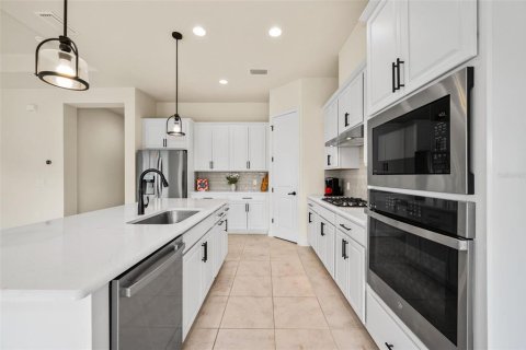 House in Gainesville, Florida 3 bedrooms, 183.85 sq.m. № 2117104 - photo 13