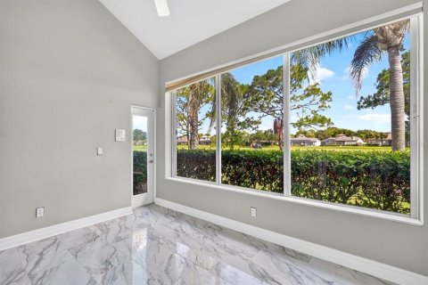 Condo in Port Orange, Florida, 3 bedrooms № 2197857 - photo 30