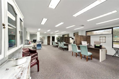 Купить коммерческую недвижимость в Окала, Флорида 540.97м2, № 1444983 - фото 21