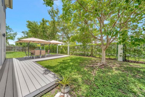 House in Homestead, Florida 4 bedrooms, 246.66 sq.m. № 2185993 - photo 11