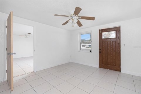 House in Englewood, Florida 2 bedrooms, 109.25 sq.m. № 1657553 - photo 6