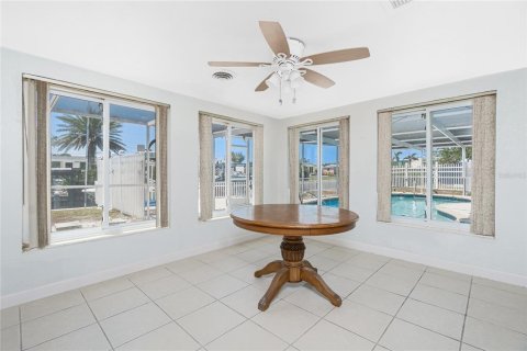 House in Englewood, Florida 2 bedrooms, 109.25 sq.m. № 1657553 - photo 17