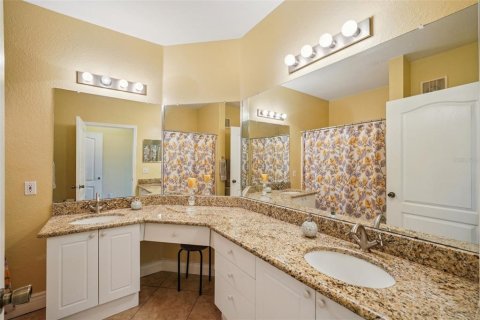 Condo in Clearwater, Florida, 2 bedrooms  № 2212954 - photo 12