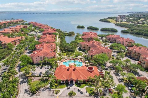 Condo in Clearwater, Florida, 2 bedrooms  № 2212954 - photo 19