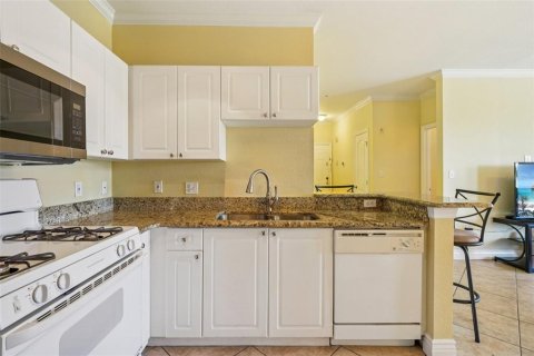 Condo in Clearwater, Florida, 2 bedrooms  № 2212954 - photo 7