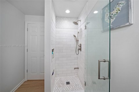 Купить кондоминиум в Майами-Бич, Флорида 2 спальни, 91.23м2, № 1984191 - фото 24