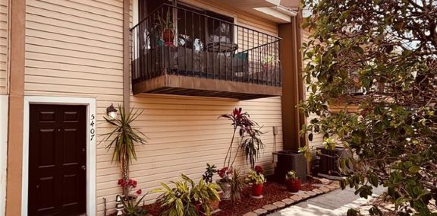 Townhouse in Tampa, Florida 2 bedrooms, 130.81 sq.m. № 1658200