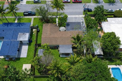 Villa ou maison à vendre à Fort Lauderdale, Floride: 3 chambres, 139.17 m2 № 2179082 - photo 21