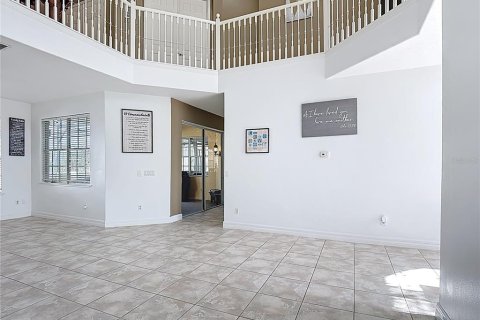 Casa en venta en Kissimmee, Florida, 5 dormitorios, 317.35 m2 № 1816961 - foto 10