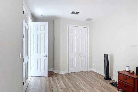 Casa en venta en Kissimmee, Florida, 5 dormitorios, 317.35 m2 № 1816961 - foto 7
