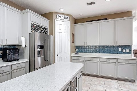 Casa en venta en Kissimmee, Florida, 5 dormitorios, 317.35 m2 № 1816961 - foto 20