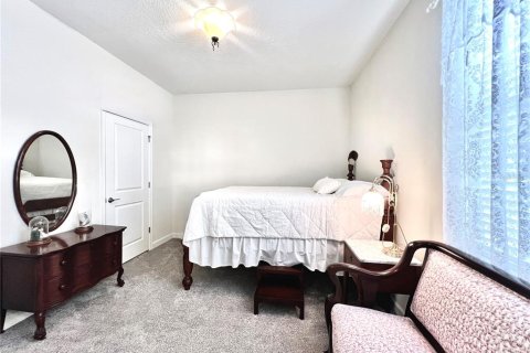 House in Kissimmee, Florida 4 bedrooms, 246.66 sq.m. № 1579025 - photo 9