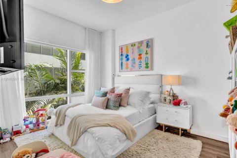 Condo in Miami Beach, Florida, 2 bedrooms  № 2088237 - photo 22