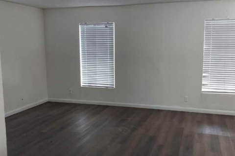 Apartment in Lauderhill, Florida 3 bedrooms, 92.9 sq.m. № 2086741 - photo 6