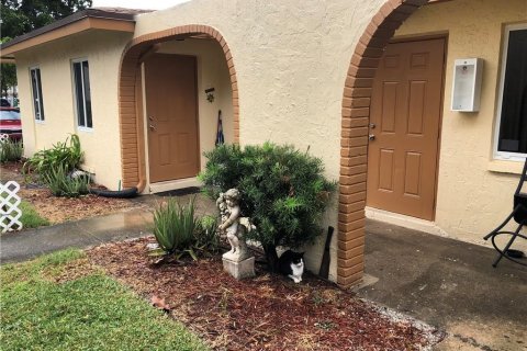Apartment in Lauderhill, Florida 3 bedrooms, 92.9 sq.m. № 2086741