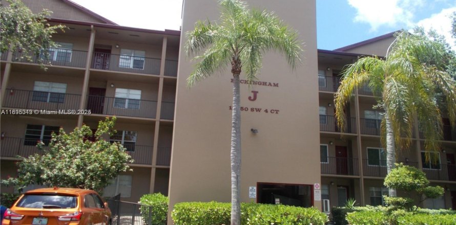 Condominio en Pembroke Pines, Florida, 1 dormitorio  № 1949934