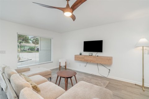 Casa en venta en Nokomis, Florida, 3 dormitorios, 137.87 m2 № 1870850 - foto 11