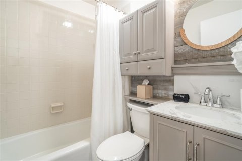 Casa en venta en Nokomis, Florida, 3 dormitorios, 137.87 m2 № 1870850 - foto 20