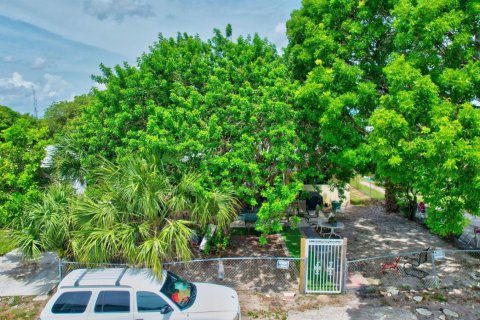 House in Delray Beach, Florida 2 bedrooms, 82.13 sq.m. № 2401222 - photo 2