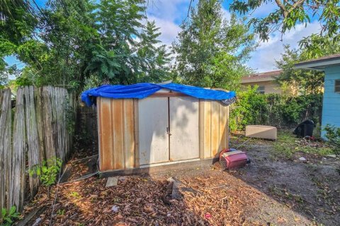 House in Saint Petersburg, Florida 4 bedrooms, 140.56 sq.m. № 1832839 - photo 20