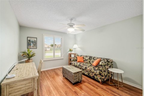 House in The Villages, Florida 3 bedrooms, 141.86 sq.m. № 2203962 - photo 18
