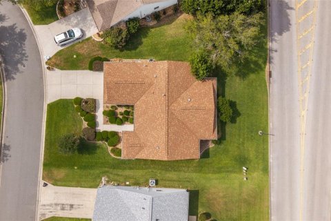 House in The Villages, Florida 3 bedrooms, 141.86 sq.m. № 2203962 - photo 28