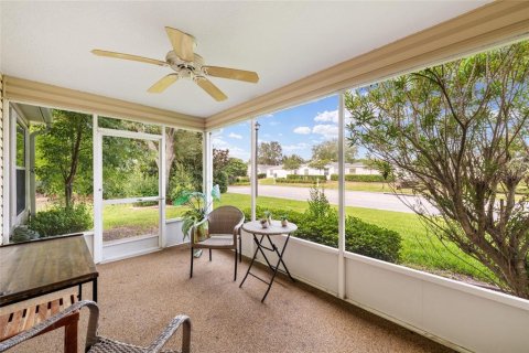 House in The Villages, Florida 3 bedrooms, 141.86 sq.m. № 2203962 - photo 21