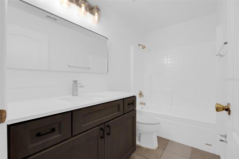 Casa en venta en Deltona, Florida, 3 dormitorios, 147.44 m2 № 1881066 - foto 28