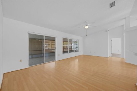 Casa en venta en Deltona, Florida, 3 dormitorios, 147.44 m2 № 1881066 - foto 18