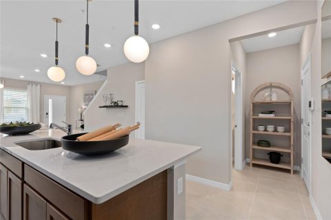 Touwnhouse à vendre à Orlando, Floride: 3 chambres, 164.44 m2 № 2381167 - photo 7