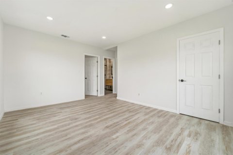 House in Stuart, Florida 3 bedrooms, 141.21 sq.m. № 2083779 - photo 23