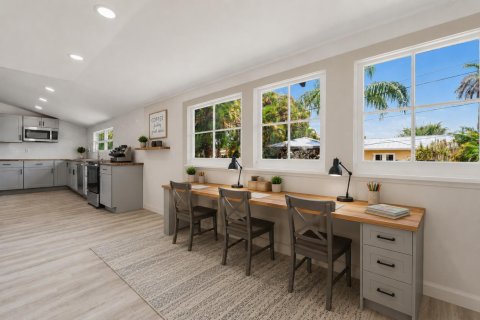 House in Stuart, Florida 3 bedrooms, 141.21 sq.m. № 2083779 - photo 15