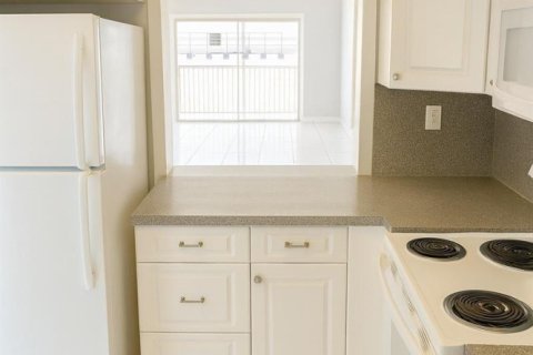 Appartement à louer à Deerfield Beach, Floride: 2 chambres, 108.05 m2 № 2276297 - photo 8