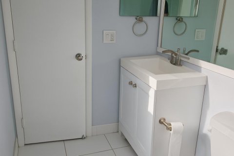 Appartement à louer à Deerfield Beach, Floride: 2 chambres, 108.05 m2 № 2276297 - photo 14