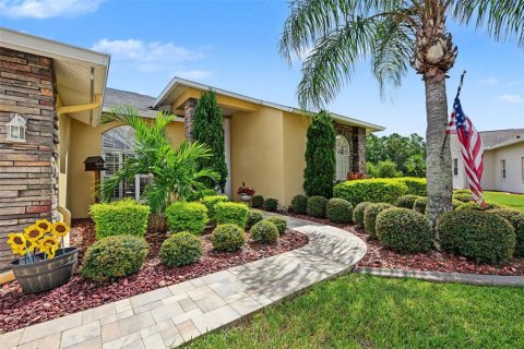 House in Trinity, Florida 4 bedrooms, 251.11 sq.m. № 2399097 - photo 8
