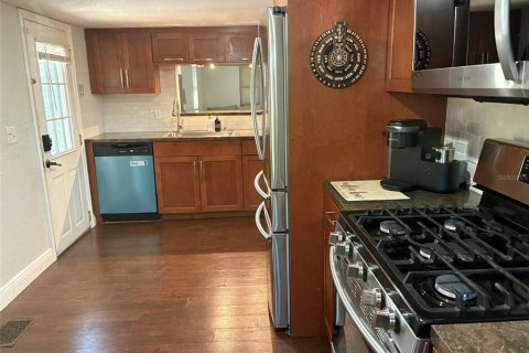 Casa en venta en Lakeland, Florida, 2 dormitorios, 102.19 m2 № 2150385 - foto 11