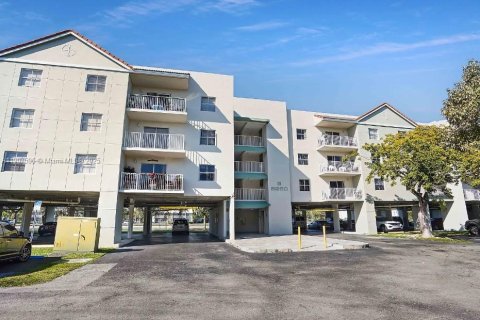 Condo in Cutler Bay, Florida, 2 bedrooms  № 1963927