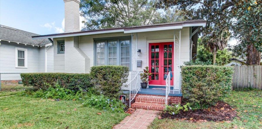 House in Jacksonville, Florida 2 bedrooms, 105.54 sq.m. № 802195