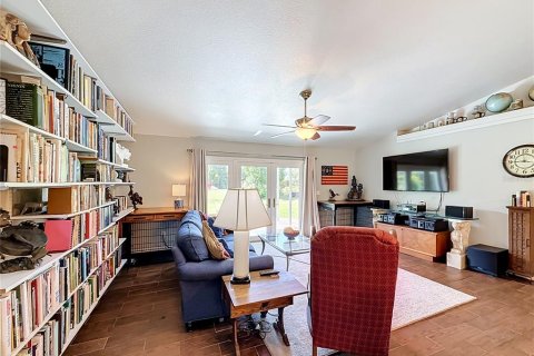 House in Ocala, Florida 3 bedrooms, 168.9 sq.m. № 2393777 - photo 27