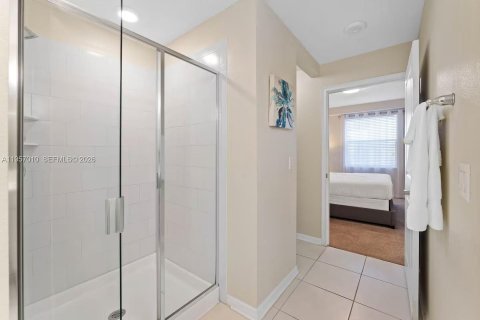 Condominio en venta en Kissimmee, Florida, 2 dormitorios, 120.49 m2 № 2011823 - foto 6