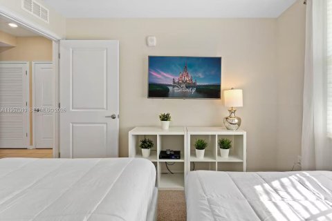 Condominio en venta en Kissimmee, Florida, 2 dormitorios, 120.49 m2 № 2011823 - foto 8