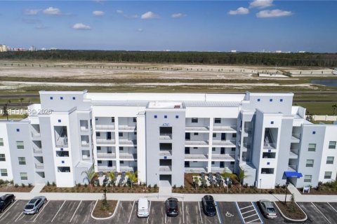 Condominio en venta en Kissimmee, Florida, 2 dormitorios, 120.49 m2 № 2011823 - foto 21