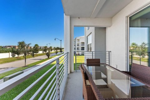 Condominio en venta en Kissimmee, Florida, 2 dormitorios, 120.49 m2 № 2011823 - foto 24