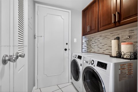 Copropriété à vendre à Fort Lauderdale, Floride: 2 chambres, 149.48 m2 № 2033355 - photo 28